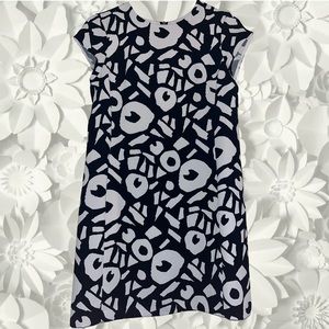 ANN TAYLOR LOFT | Black and White Geometrical Shift Dress with Lining.